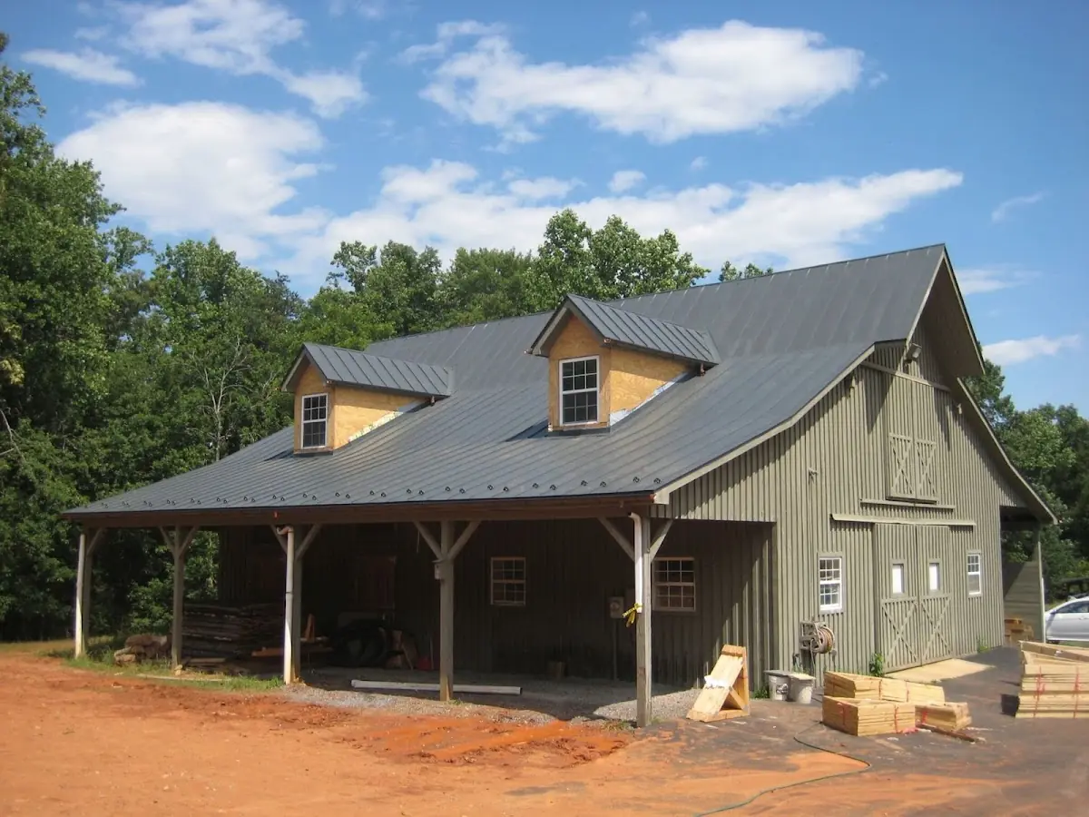 Expert Emergency Roof Leak Repair workmanship in Lewistown